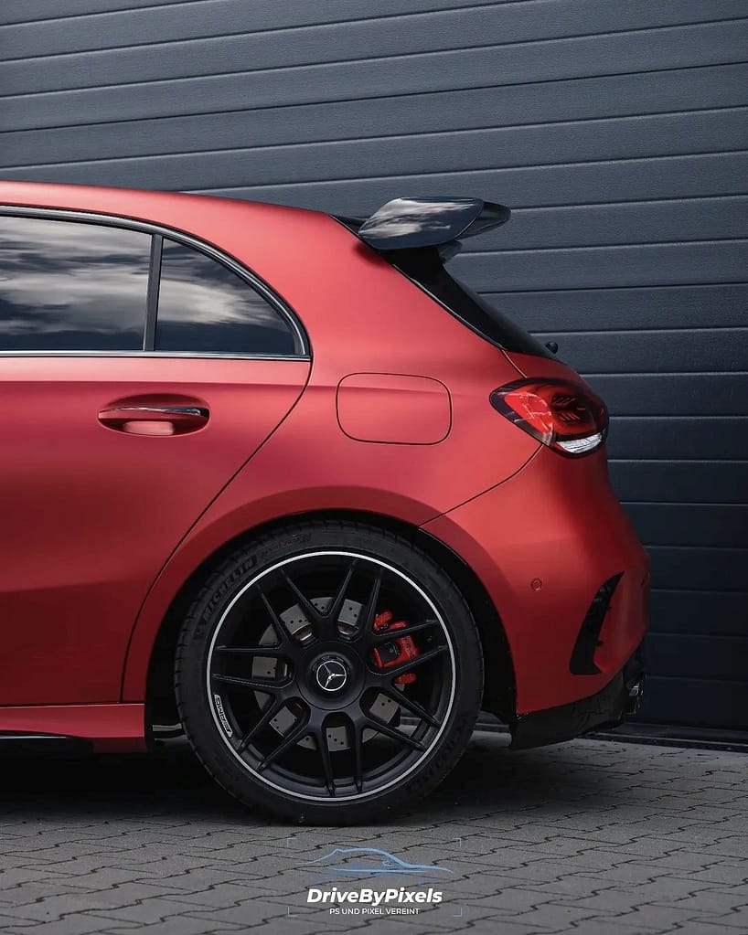 Mercedes-AMG A45 S W177 Heck mit Spoiler Detailaufnahme