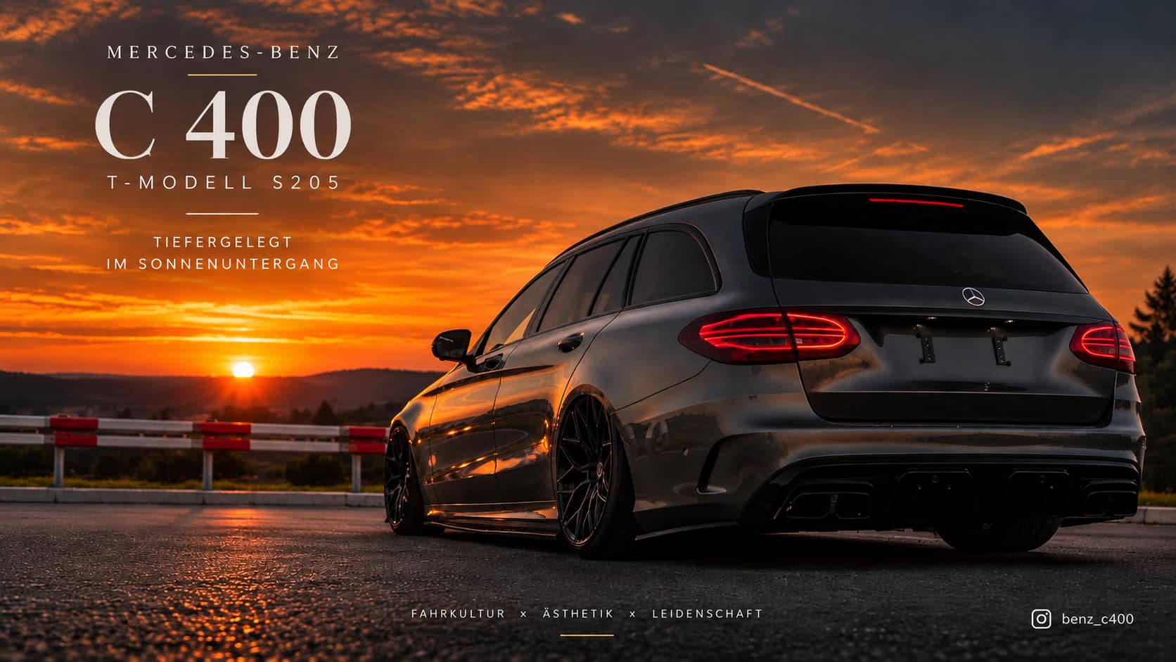 Tiefergelegtes Mercedes-Benz C 400 T-Modell S205 in hinterer Dreiviertelansicht bei Sonnenuntergang